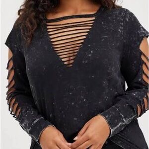 Torrid mineral wash slashed top